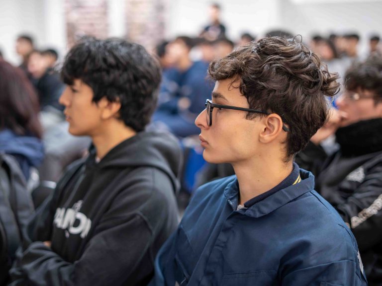 charla liceo bicentenario ignacio domeyko