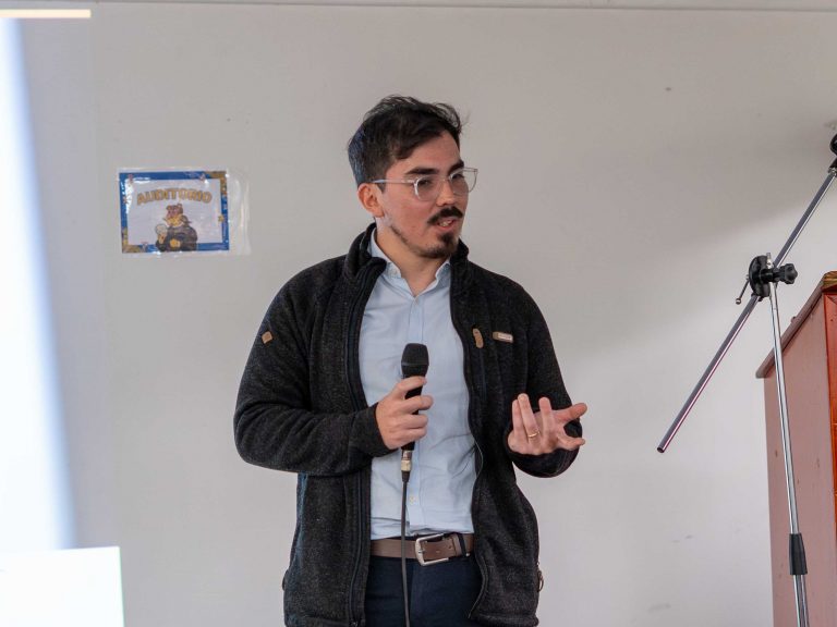 charla liceo bicentenario ignacio domeyko