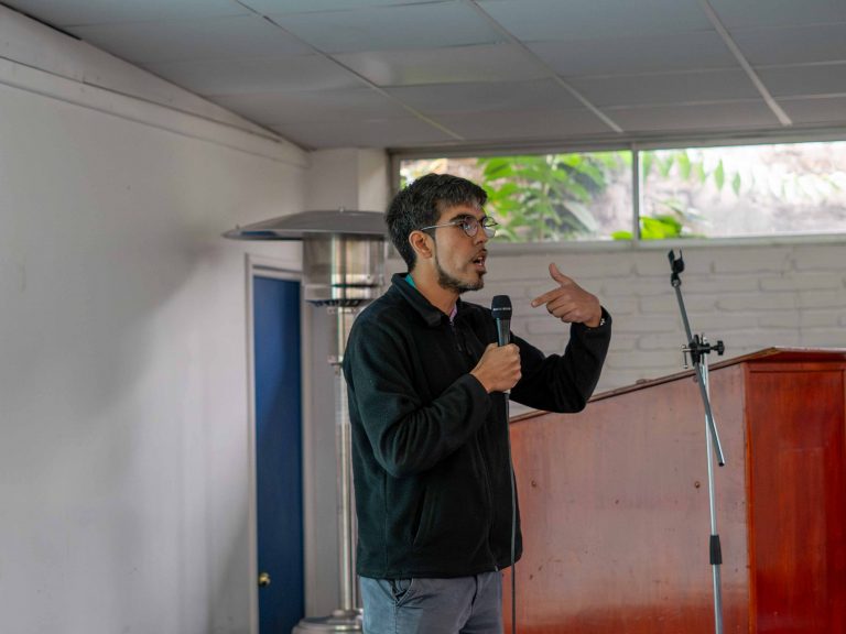 charla liceo bicentenario ignacio domeyko