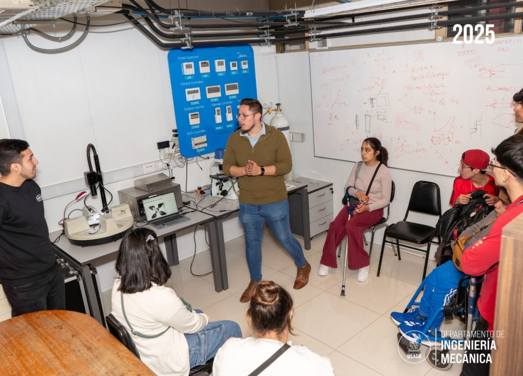 Visita de Teletón al DIMEC USACH